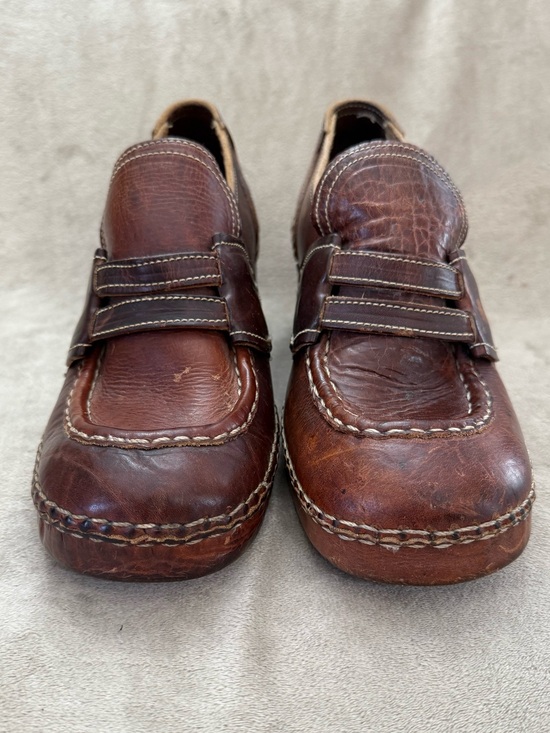 Unknown Shoes - * Vintage Leather Chunky Heel Loafers Bold Stitching